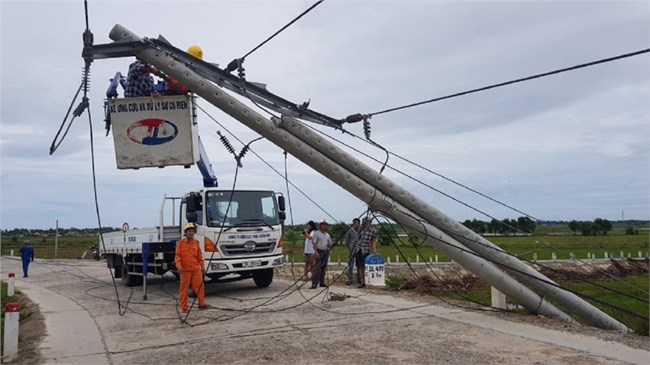 Thừa Thiên Huế: Tập trung khắc phục hậu quả bão số 5 (19/9/2020)